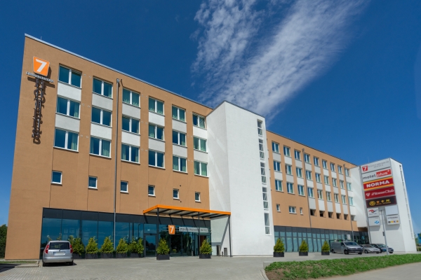 Hotel Campanile Berlin Brandenburg Airport (Schönefeld)